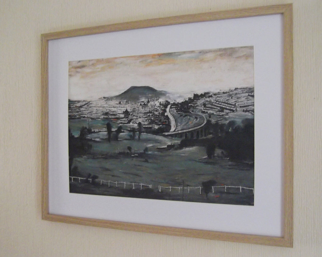 L S Lowry Art Print - BARGOED - Oak Finish Frame with Mount and Textured Image