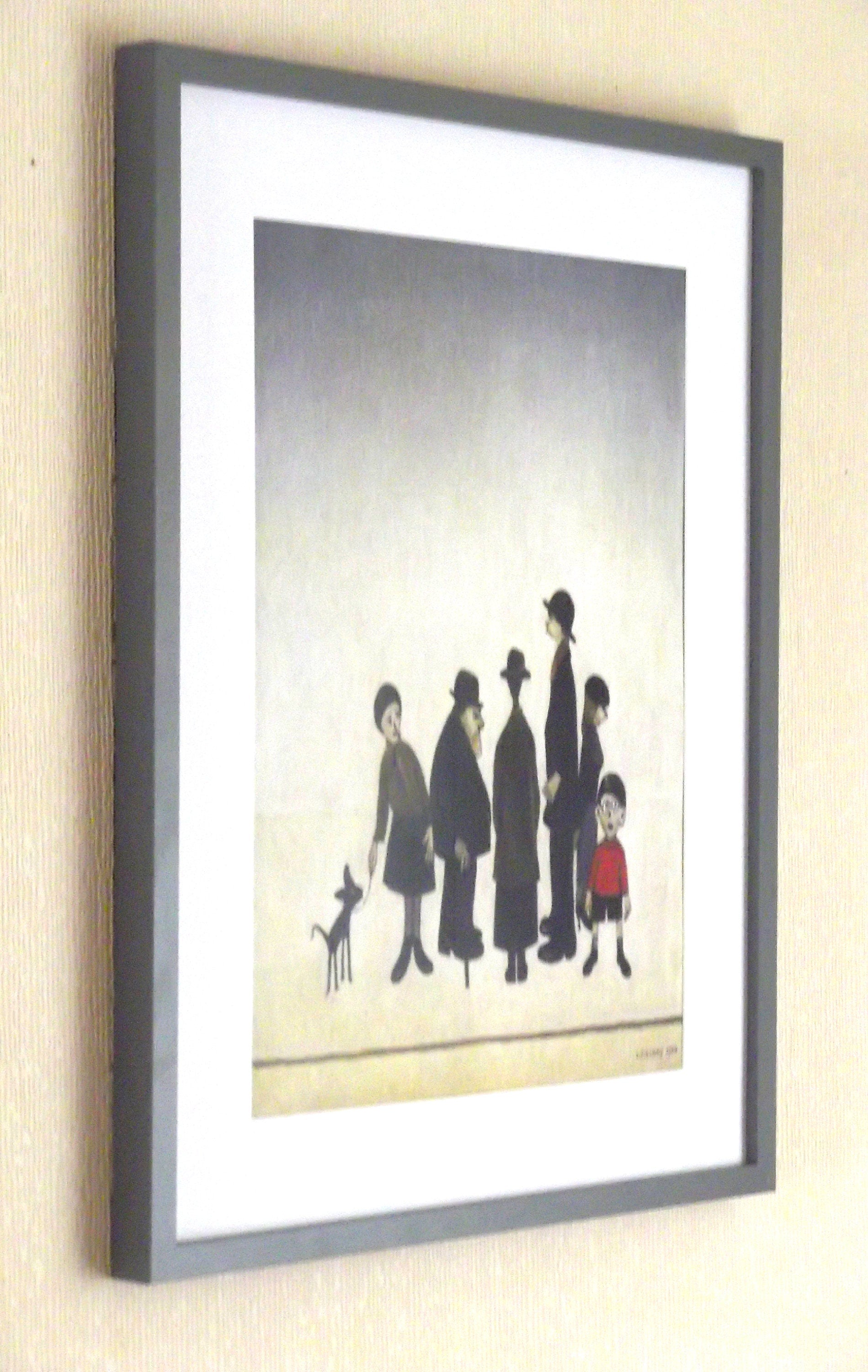 L S Lowry - The Family - Art Print – Grey Frame with Mount and Textured Image